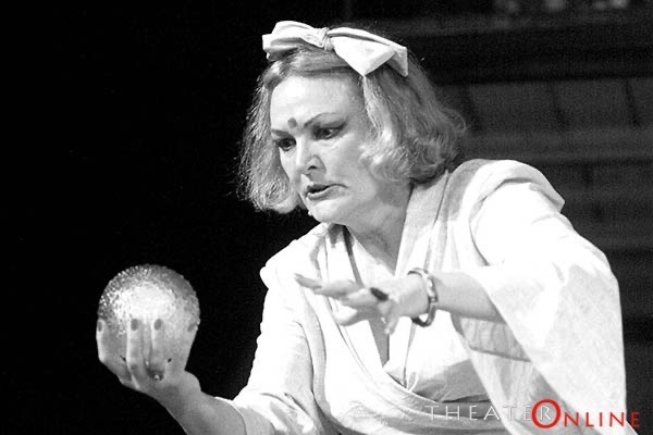 Eduardo de Filippo: Belső hangok, rendező: Alexandru Colpacci m.v. (2005)