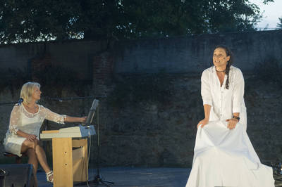 Nő az időben Nő az időben