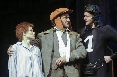 Utazás a szempillám mögött Utazás a szempillám mögött