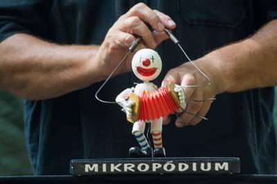 Stop, Állj és nézz! Stop, Állj és nézz!