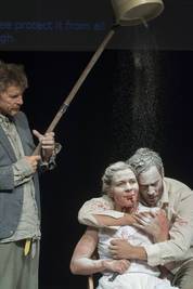 A halott hazatér az úrnőjéhez A halott hazatér az úrnőjéhez