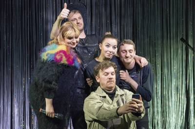 Artists Talk Artists Talk