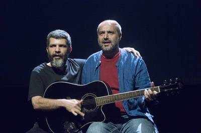 Felhőn lovagolok Felhőn lovagolok