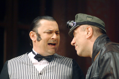 A tizedes meg a többiek A tizedes meg a többiek