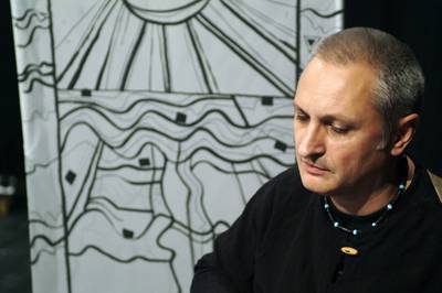 Elada Pinyo és az idő Elada Pinyo és az idő